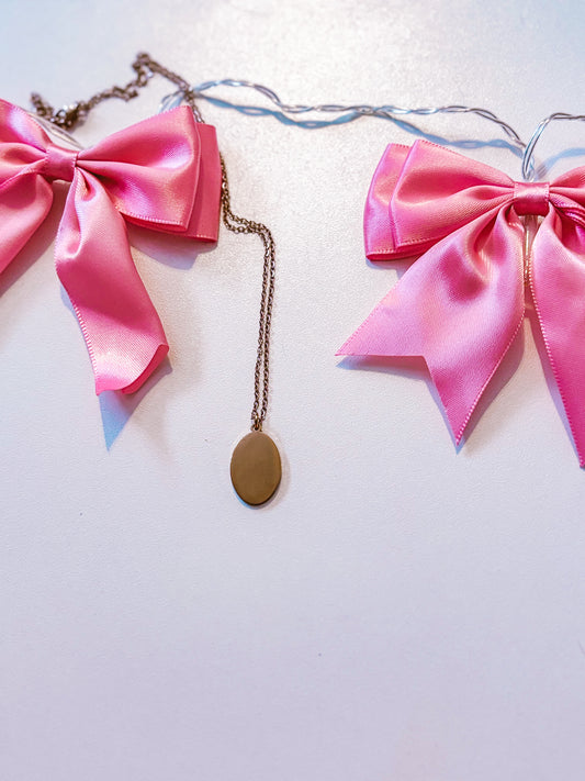Gold oval (birth flower) necklace